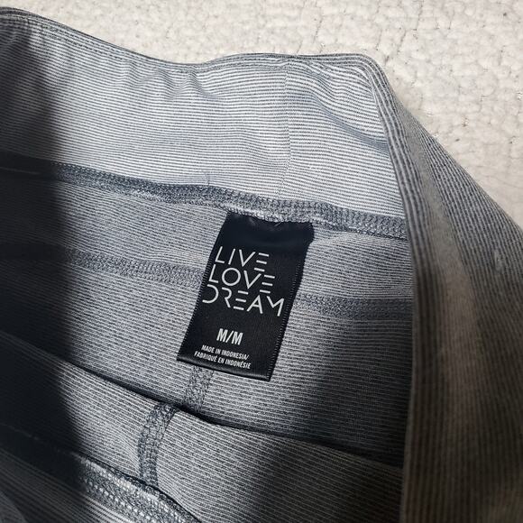 Aero Live Love Dream Yoga Athletic Shorts M Grey Stripe Activewear Compression - Picture 7 of 14